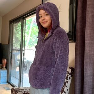 Comfy everlast sweatshirt